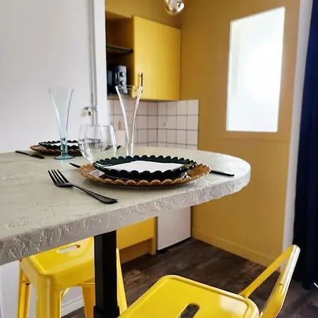 Apartament Colorroom31 - Nuit Insolite - - Tantra - (adults Only)