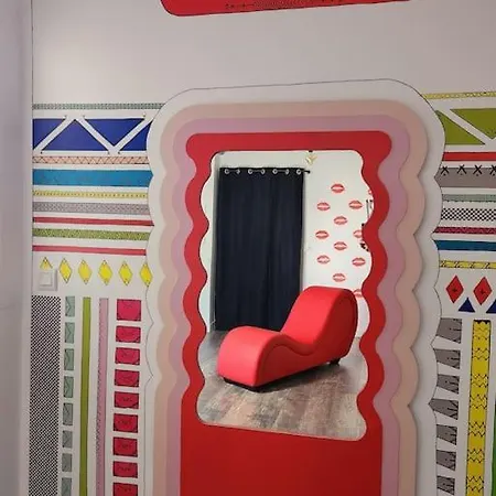 Colorroom31 - Nuit Insolite - - Tantra - (adults Only) Apartament *