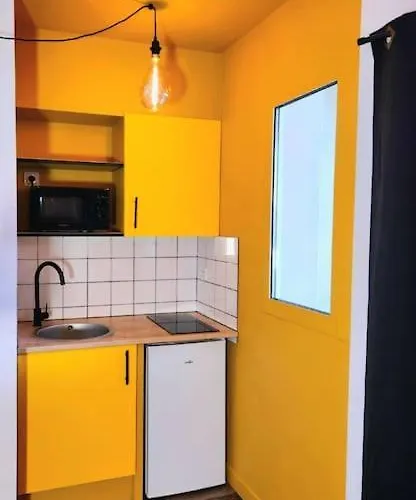 Colorroom31 - Nuit Insolite - - Tantra - (adults Only) Apartamento *