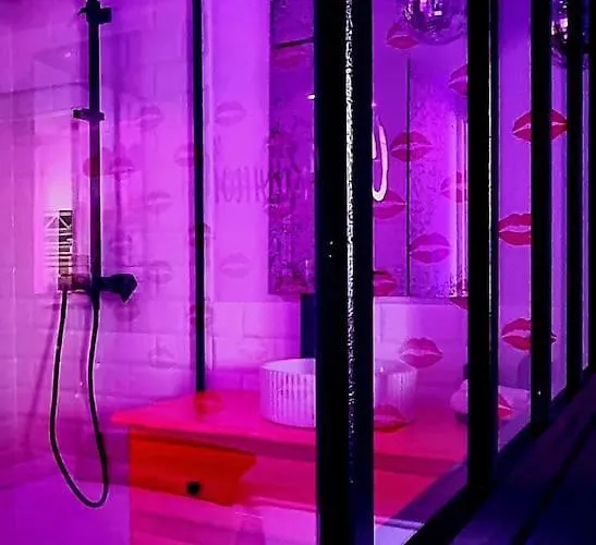 Colorroom31 - Nuit Insolite - - Tantra - (adults Only) Apartamento