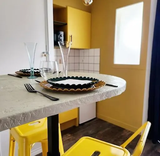 Apartamento Colorroom31 - Nuit Insolite - - Tantra - (adults Only)